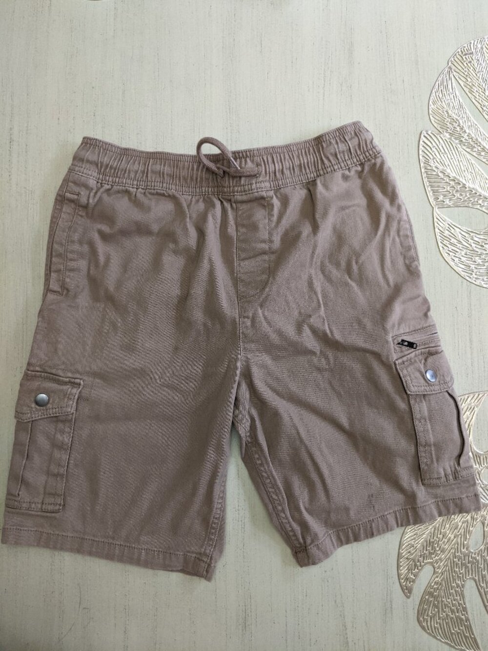 Boys Cargo Shorts Size XL (14-16)